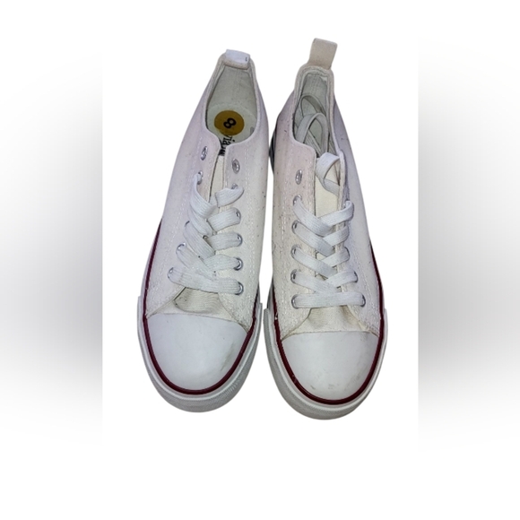 Olivia Miller Off White Platform Sneakers - Picture 3 of 5